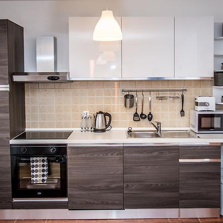 Apartment Roko Осиек Экстерьер фото