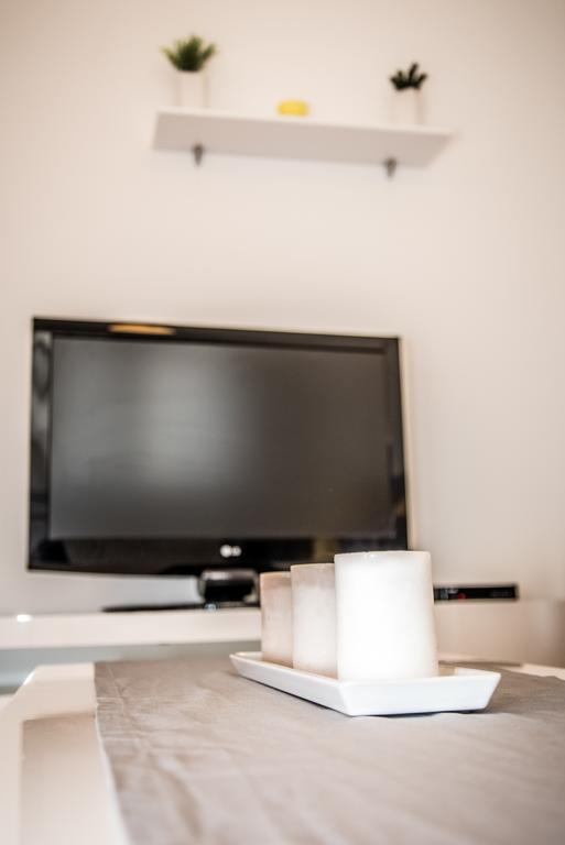 Apartment Roko Осиек Экстерьер фото
