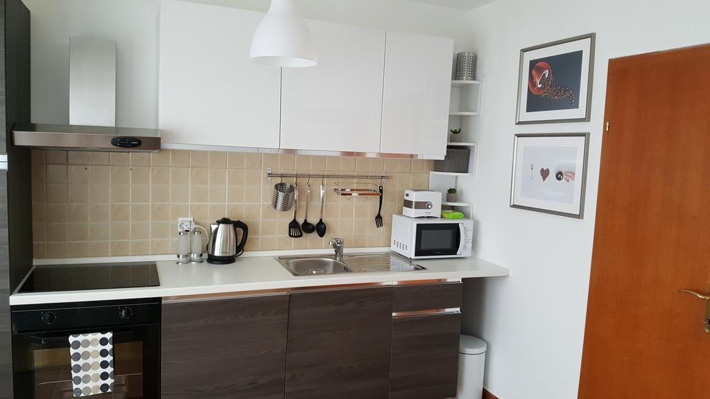 Apartment Roko Осиек Экстерьер фото