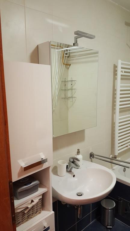 Apartment Roko Осиек Экстерьер фото